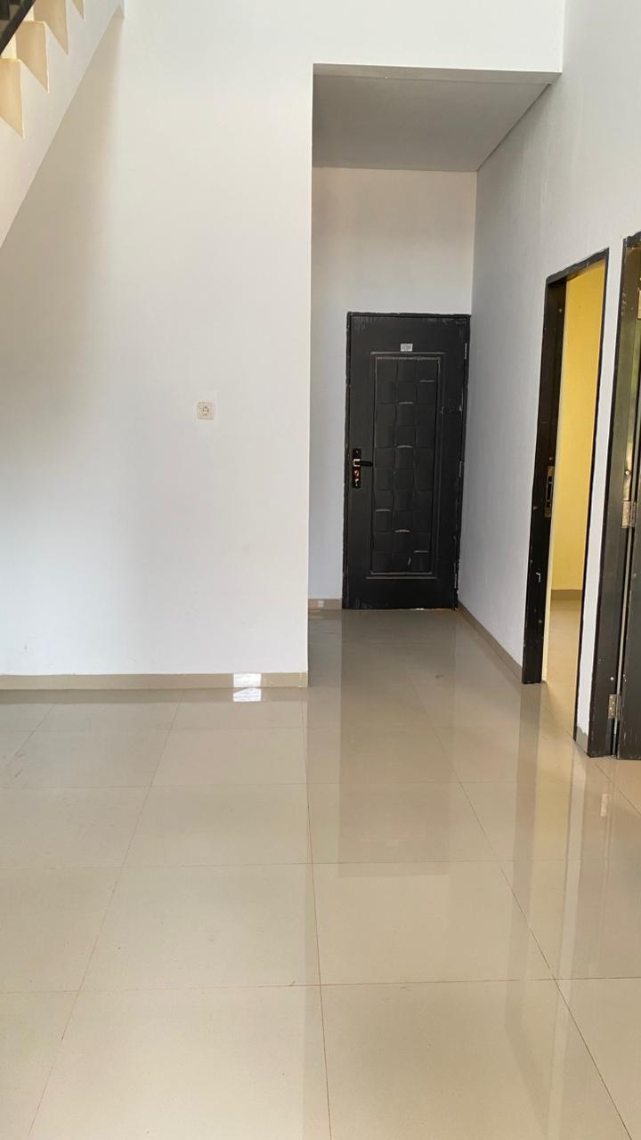 Interior View 4